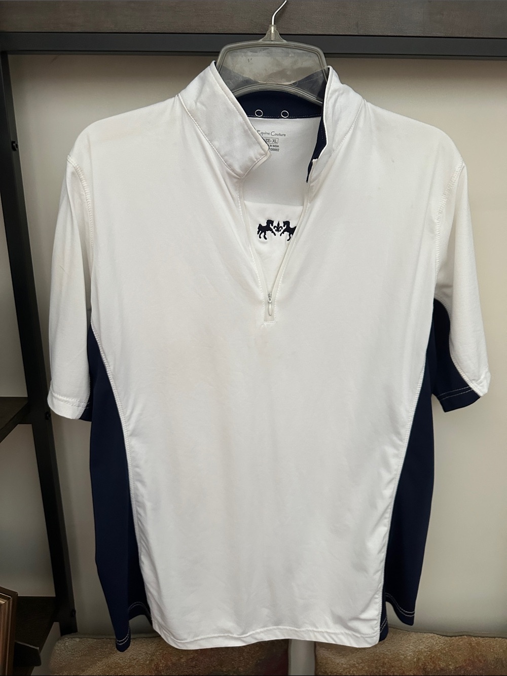 Women’s Short-Sleeve Quarter-Zip Performance Shirt - White/Navy
